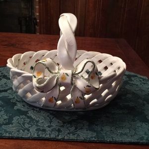 Sweet beribboned ceramic basket from Portugal
